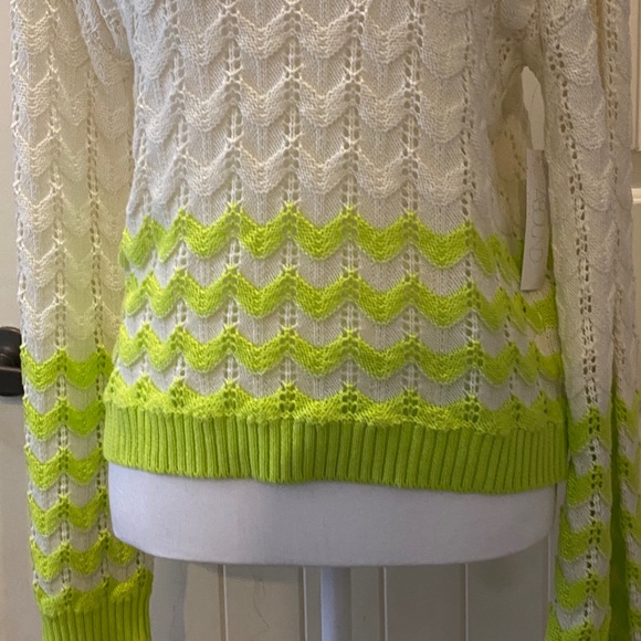 Abound Sweater, Ivory and Sorbet Green- NWT - Picture 4 of 9